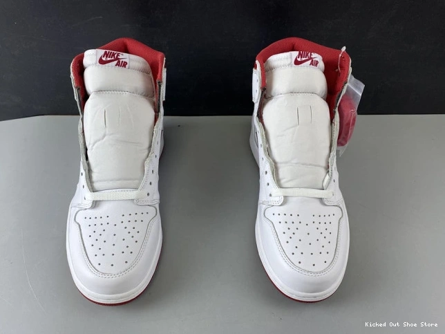 Kick Theory (2017) Retro Air 1 Red 555088-103 Metallic Jordan 0818